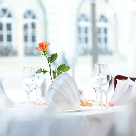 Отель Hotel Luitpold