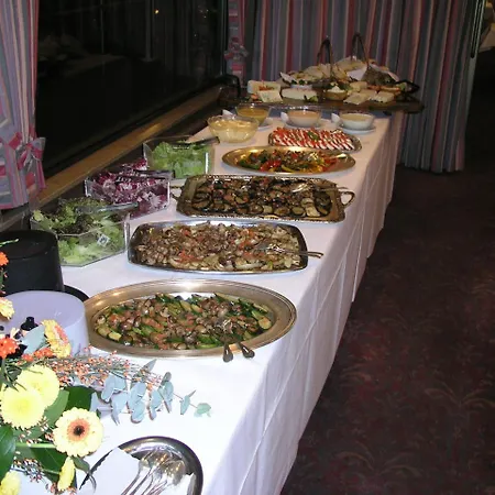 Luitpold Hotel 4*